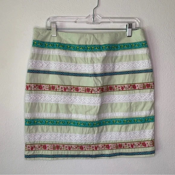 Garnet Hill Mini Skirt with lace and ribbon Size 10 - Picture 3 of 10